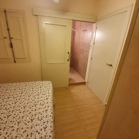 Room In Benidorm Downtown En Piso Compartido アリカンテ エクステリア 写真