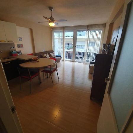 Room In Benidorm Downtown En Piso Compartido アリカンテ エクステリア 写真