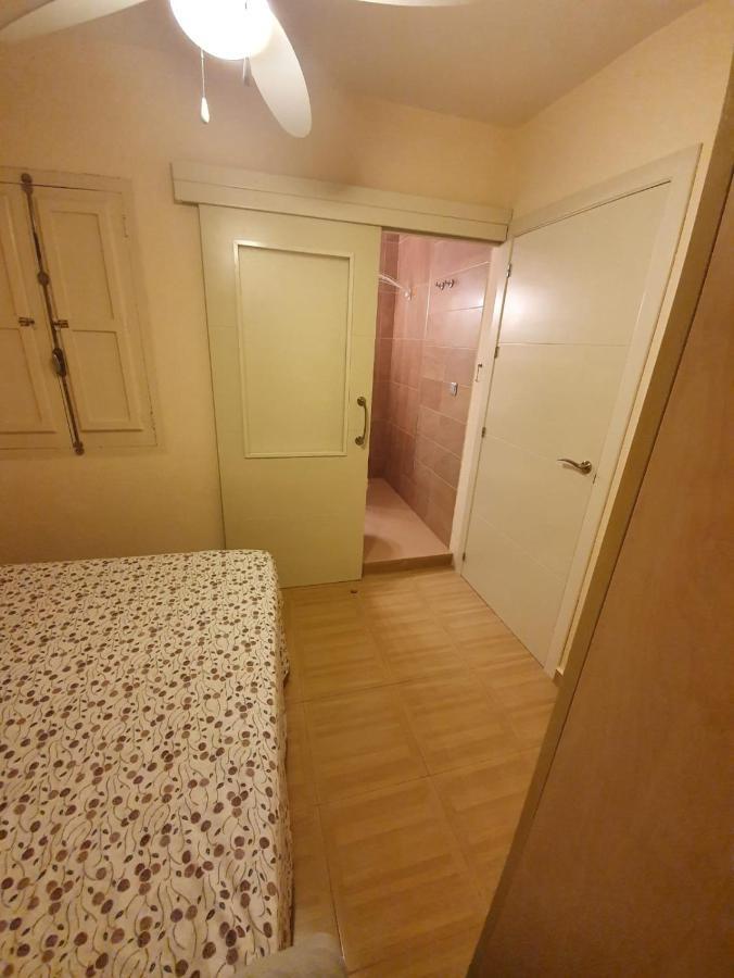 Room In Benidorm Downtown En Piso Compartido アリカンテ エクステリア 写真