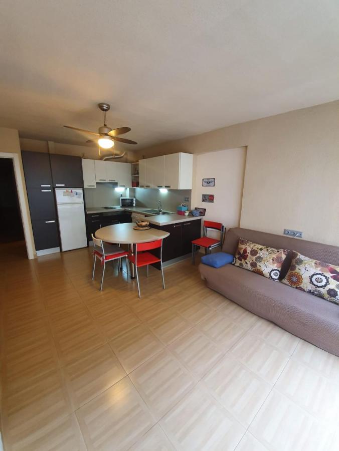 Room In Benidorm Downtown En Piso Compartido アリカンテ エクステリア 写真