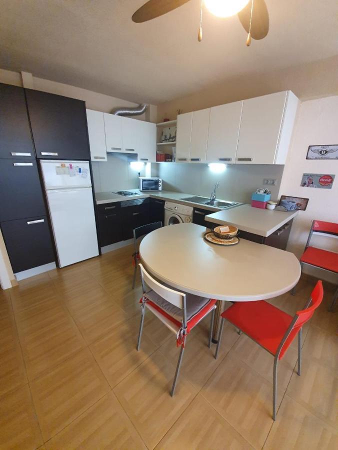 Room In Benidorm Downtown En Piso Compartido アリカンテ エクステリア 写真