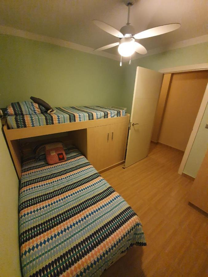 Room In Benidorm Downtown En Piso Compartido アリカンテ エクステリア 写真