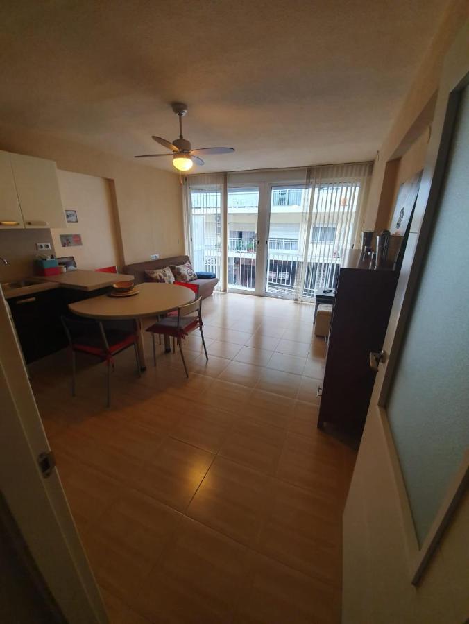 Room In Benidorm Downtown En Piso Compartido アリカンテ エクステリア 写真
